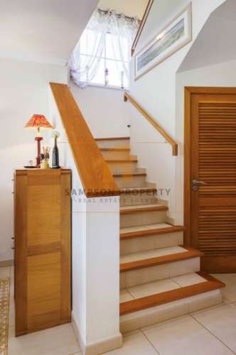 Moradia independente num campo de golfe com segurança 24H