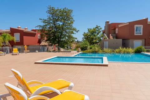 Quartershare em T2 de luxo com segurança 24H e piscina no Vale da Pinta