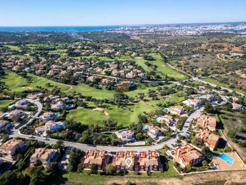 Quartershare em T2 de luxo com segurança 24H e piscina no Vale da Pinta