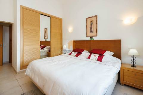 Para venda, apartamento de luxo T2 no golfe em Vale da Pinta