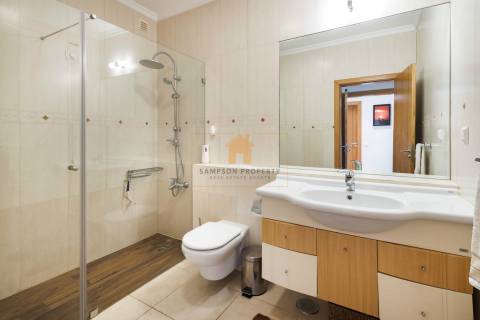 Para venda, apartamento de luxo T2 no golfe em Vale da Pinta