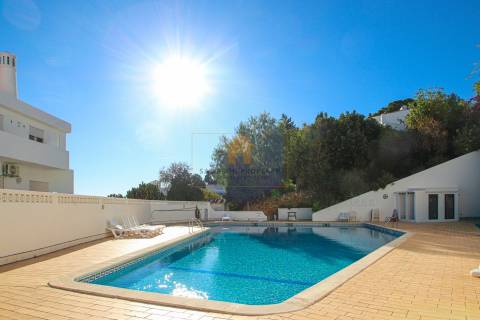 Apartamento T2 para venda em Carvoeiro, Algarve