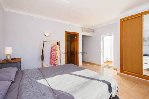 Para venda – Moradia com 3 quartos, piscina privada e garagem em Carvoeiro