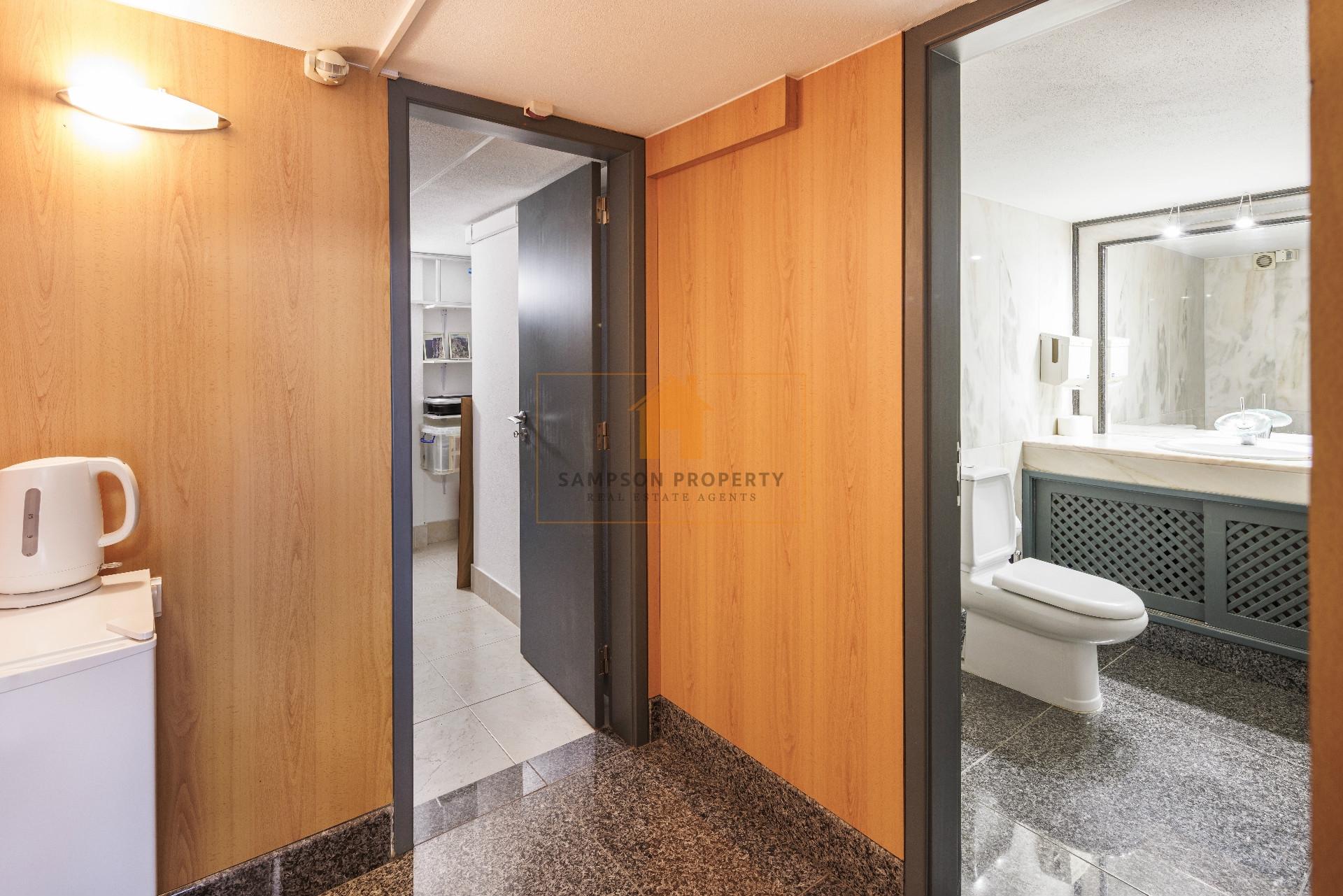 Espaço comercial para venda em Lagoa