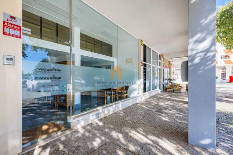 Espaço comercial para venda em Lagoa