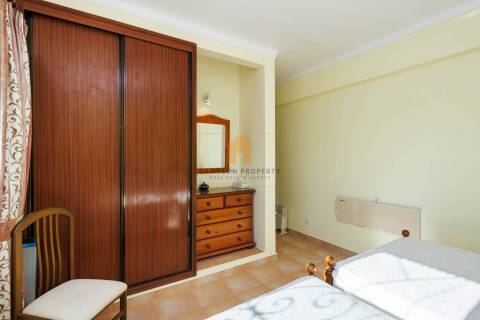 Moradia com 3 quartos e piscina para venda em Carvoeiro, Algarve