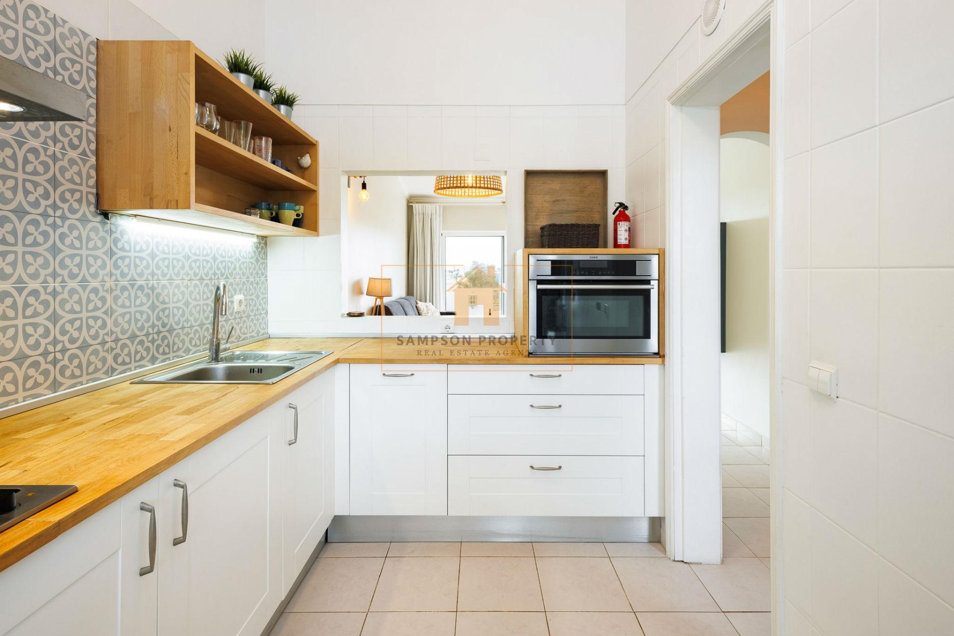 Para venda – Apartamento T1 em Carvoeiro com vista mar