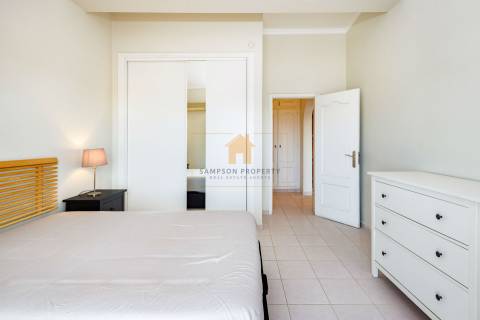 Para venda – Apartamento T1 em Carvoeiro com vista mar