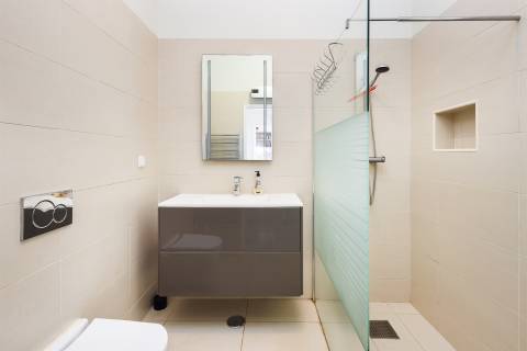 Para venda – Apartamento T1 em Carvoeiro com vista mar