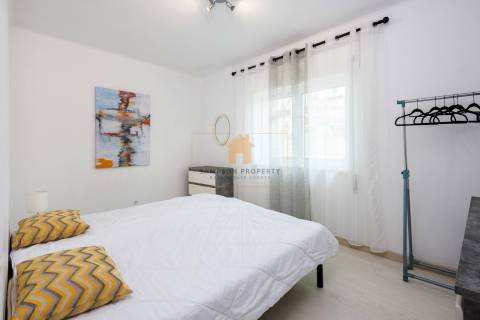 Para venda – Apartamento T2 com amplo terraço a 100m da Praia de Carvoeiro