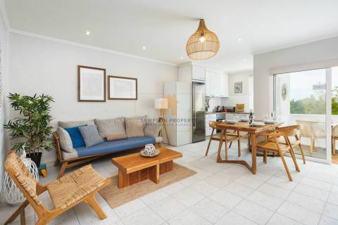 Apartamento T1 remodelado para venda em Carvoeiro