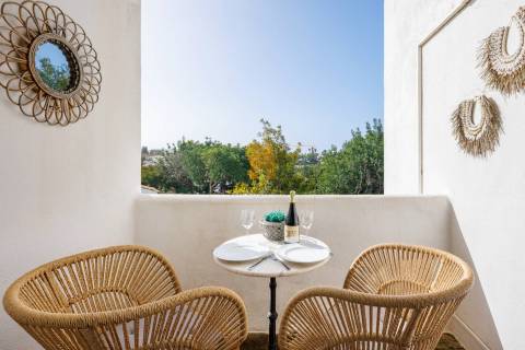 Apartamento T1 remodelado para venda em Carvoeiro