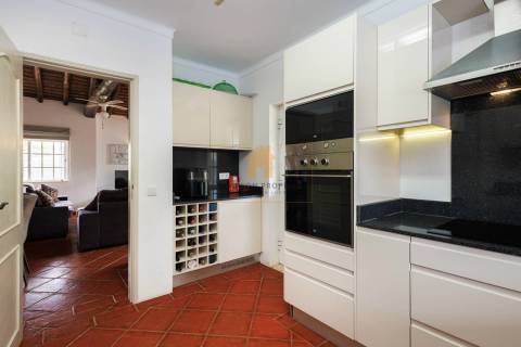 Para venda em Carvoeiro, moradia térrea com 3 quartos e piscina aquecida