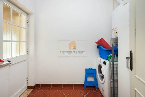 Para venda em Carvoeiro, moradia térrea com 3 quartos e piscina aquecida