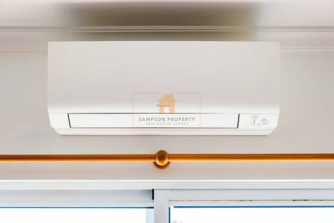 Para venda apartamento T1+1 em Carvoeiro