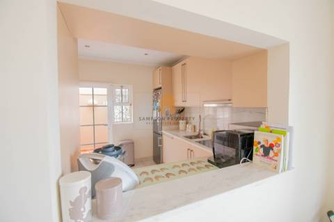 Para venda T1 de luxo, remodelado, com vista mar em Carvoeiro no Clube Golfemar