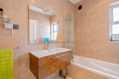 Para venda T1 de luxo, remodelado, com vista mar em Carvoeiro no Clube Golfemar