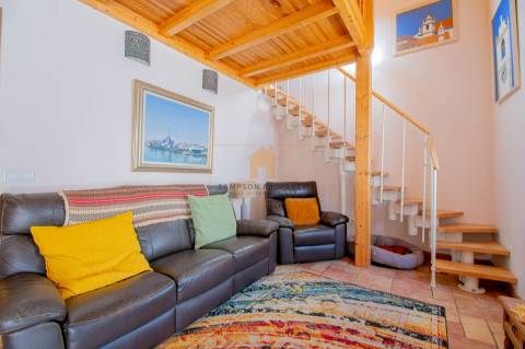 Encantadora casa de povoação T1+ 1 à venda em Ferragudo