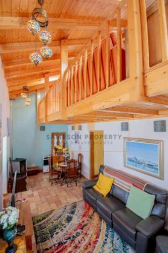 Encantadora casa de povoação T1+ 1 à venda em Ferragudo