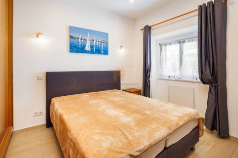 Para venda em Carvoeiro, moradia com piscina privada apenas a 250m da praia