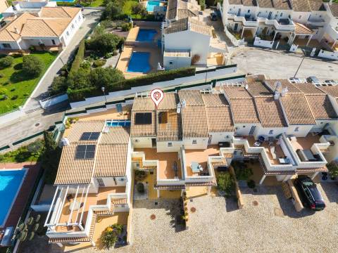 Moradia com 2 quartos e piscina privada para venda em Ferragudo