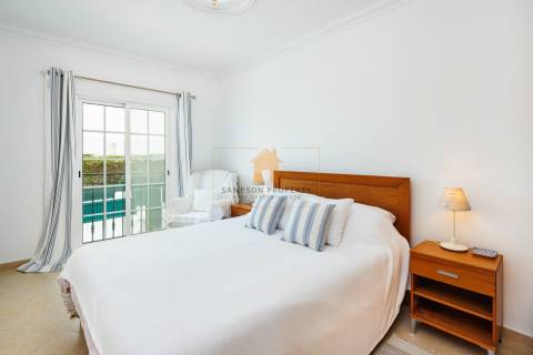 Moradia com 2 quartos e piscina privada para venda em Ferragudo