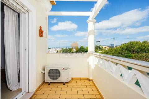 Moradia com 2 quartos e piscina privada para venda em Ferragudo