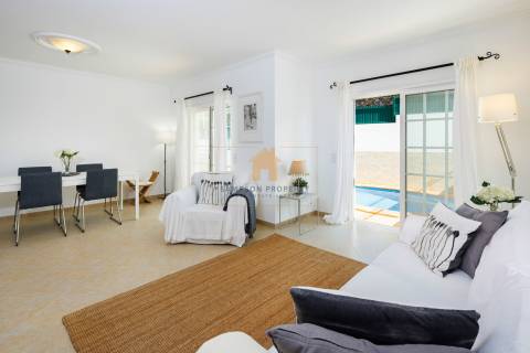 Moradia com 2 quartos e piscina privada para venda em Ferragudo