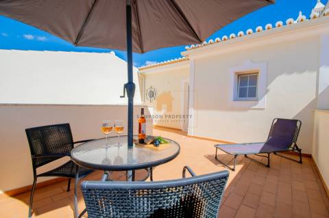 Moradia com 2 quartos e piscina privada para venda em Ferragudo