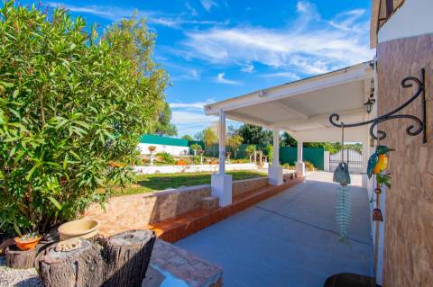 Moradia renovada com 3 quartos para venda em Silves