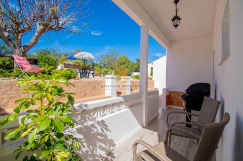 Moradia renovada com 3 quartos para venda em Silves