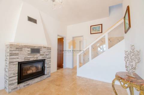 Moradia renovada com 3 quartos para venda em Silves