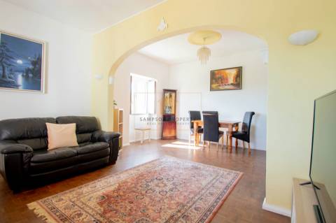 Moradia renovada com 3 quartos para venda em Silves