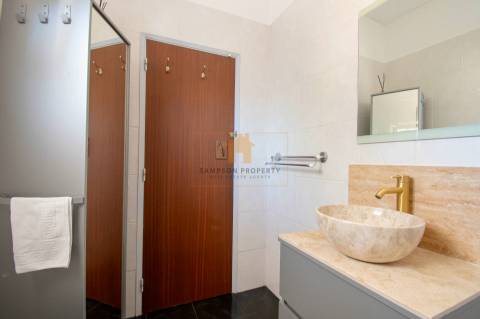 Moradia renovada com 3 quartos para venda em Silves