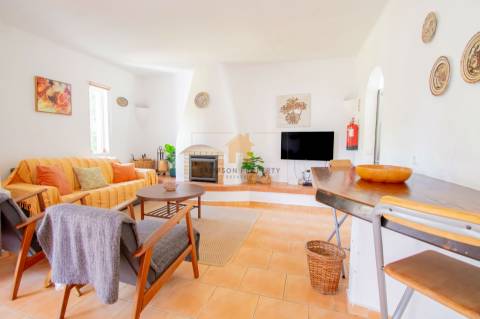 Para venda na Quinta do Paraíso, Carvoeiro, moradia com 2 quartos e jardim privado