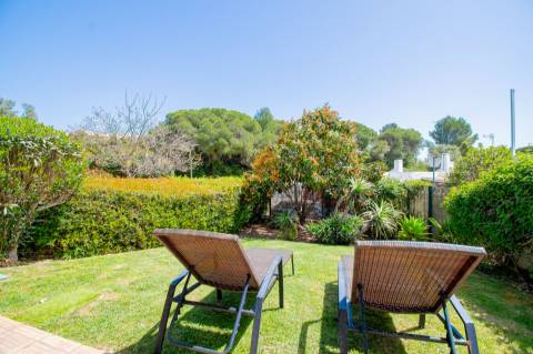 Para venda na Quinta do Paraíso, Carvoeiro, moradia com 2 quartos e jardim privado