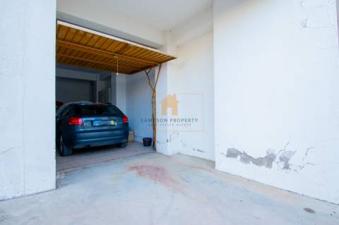 Apartamento T1 para venda em Armação de Pêra com garagem e piscina partilhada