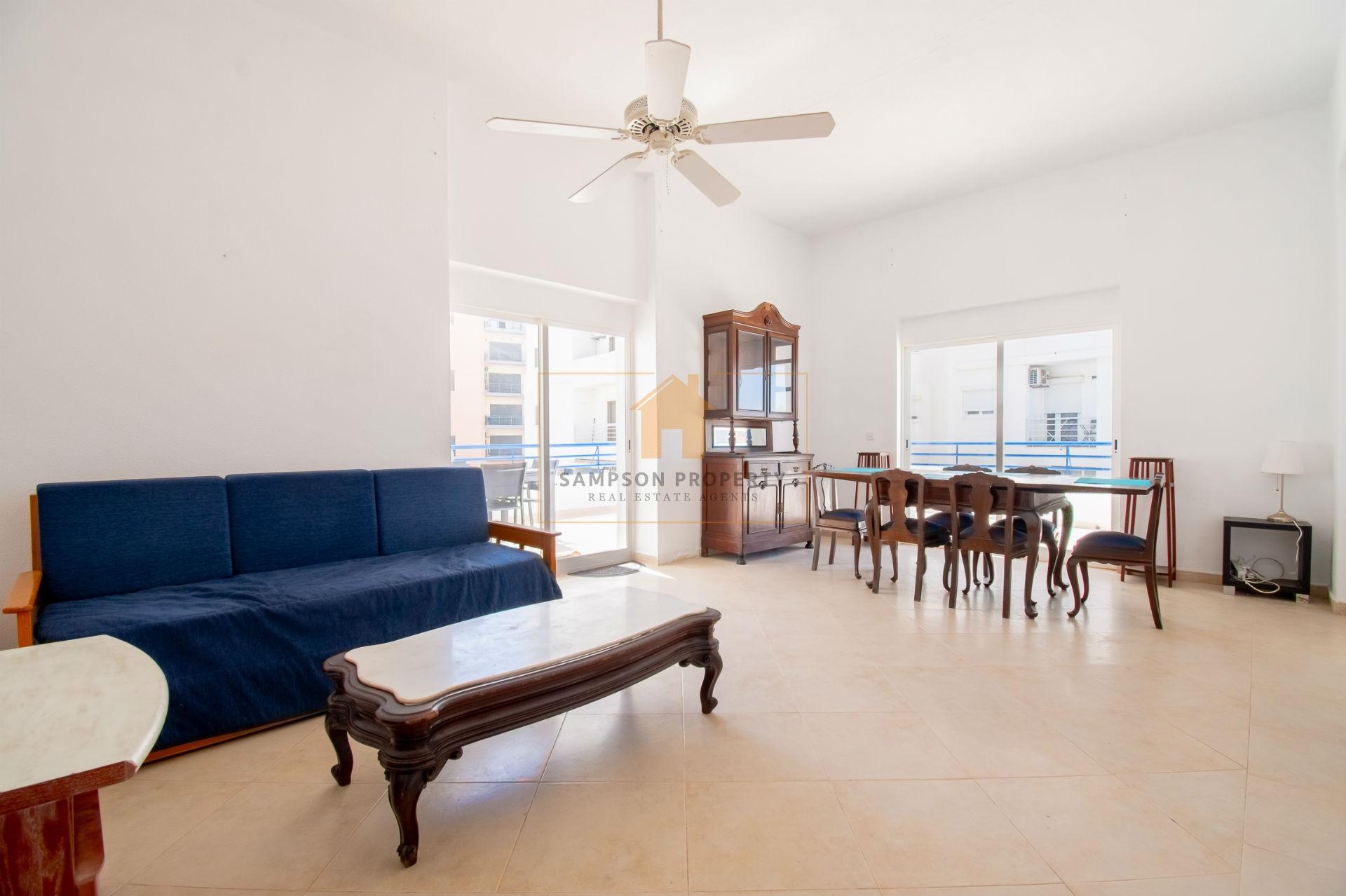 Apartamento T1 para venda em Armação de Pêra com garagem e piscina partilhada