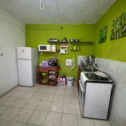 Oportunidade Única: Moradia V4 com Terreno e Vista Deslumbrante em Porto de Vacas