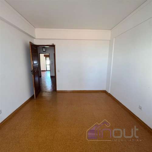 Apartamento T2 Arrendamento em Castelo Branco,Castelo Branco