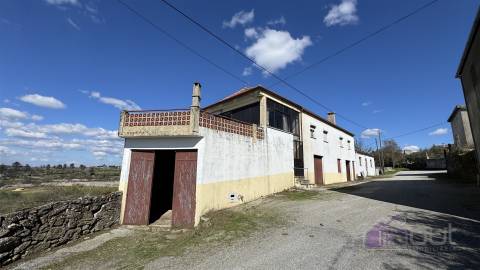 Moradia T5 Venda em Freixedas,Pinhel