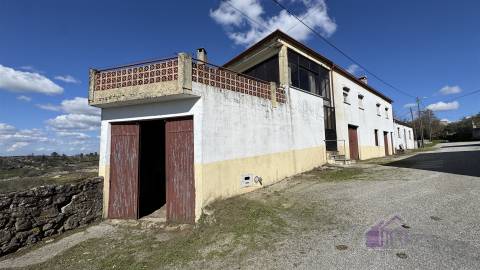 Moradia T5 Venda em Freixedas,Pinhel