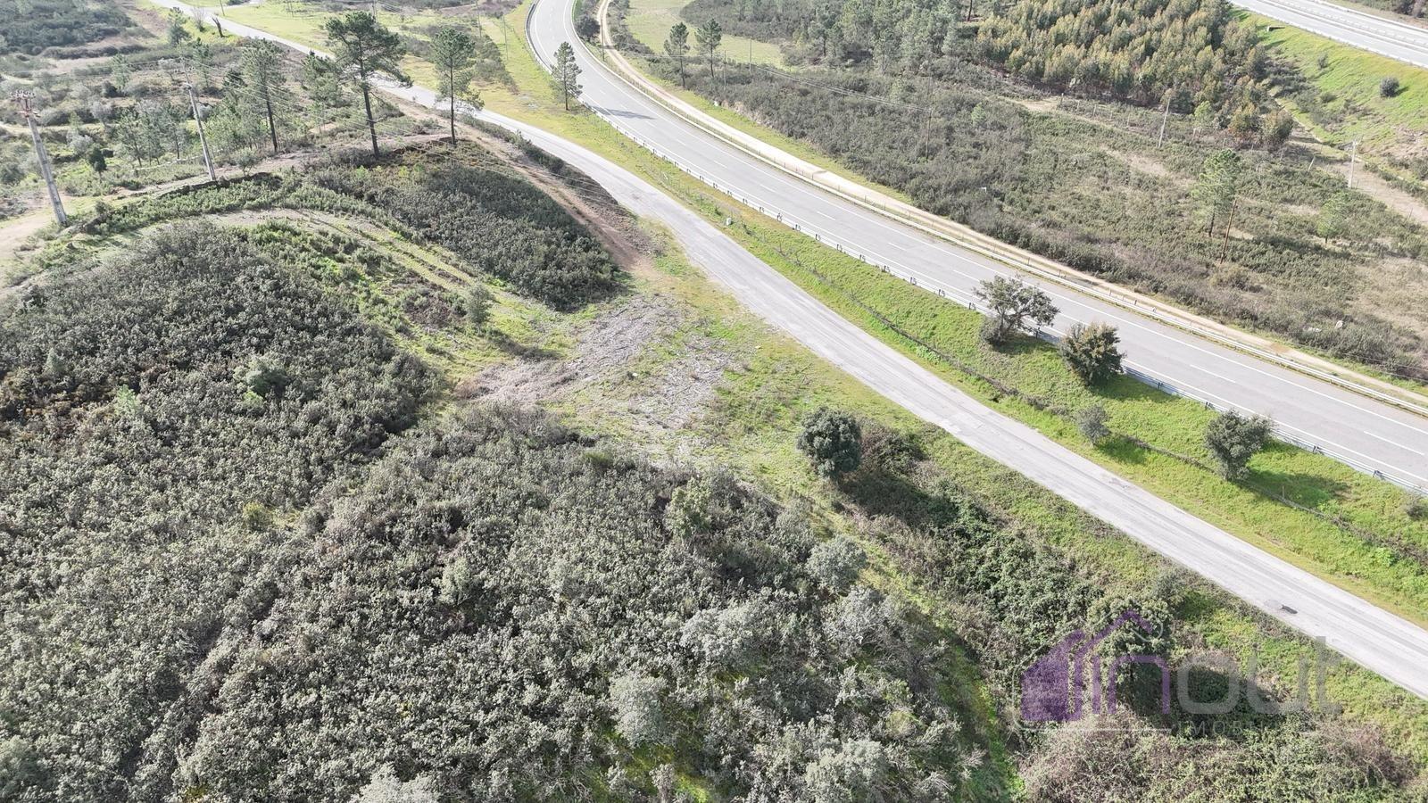 Terreno 2,38 ha para Investimento Agrícola ou Lazer | Vila Velha de Ródão | 11.250€