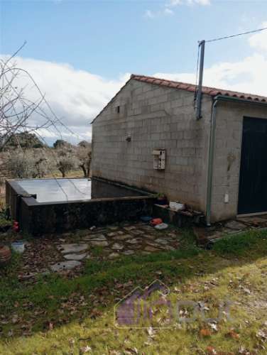 Excelente Propriedade Rural com 4.700m², Construção e Abundância de Água – Oportunidade Única para H