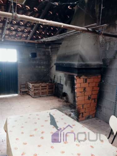 Excelente Propriedade Rural com 4.700m², Construção e Abundância de Água – Oportunidade Única para H