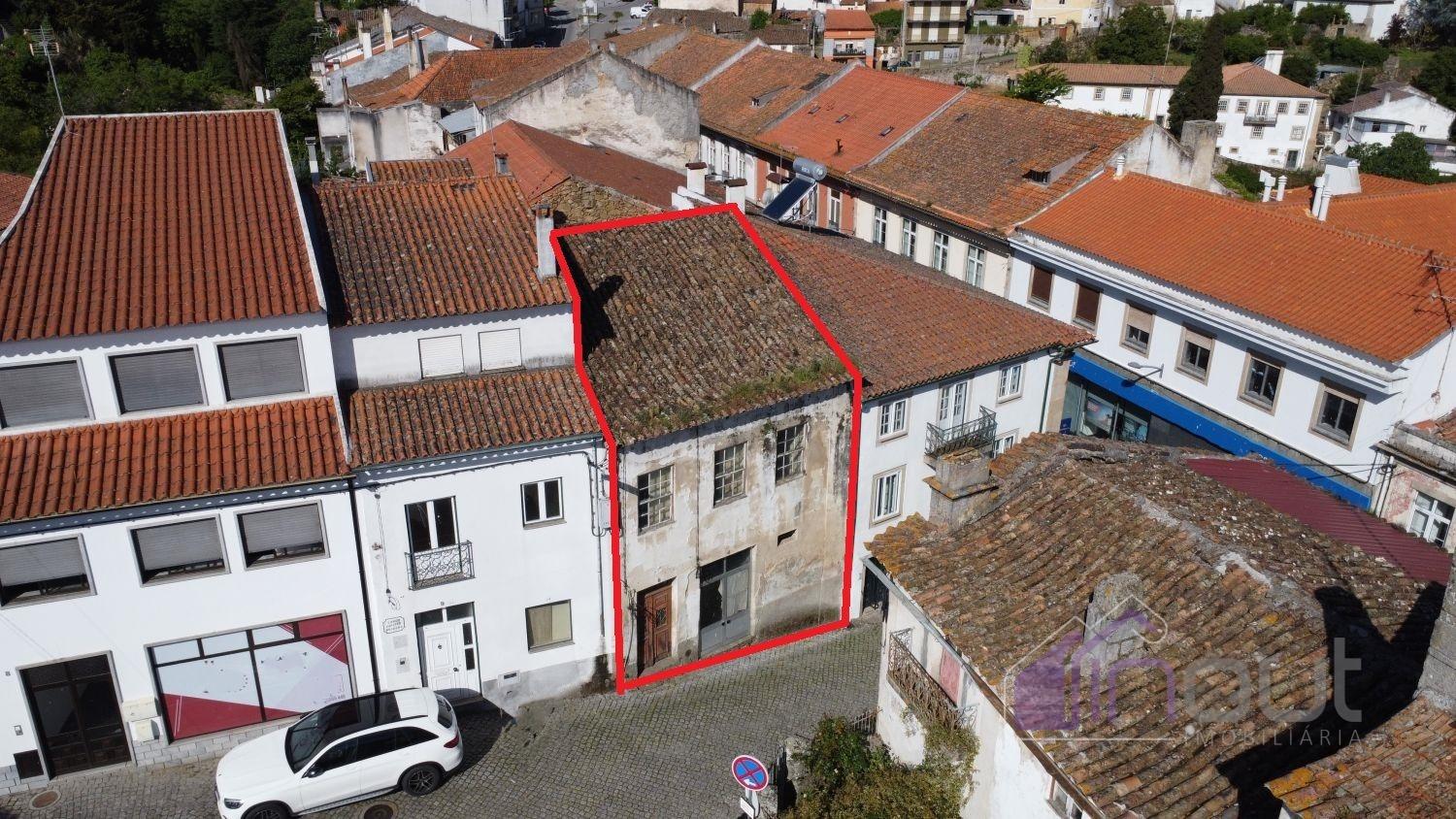 Moradia em Banda T5 Venda em Pinhel,Pinhel