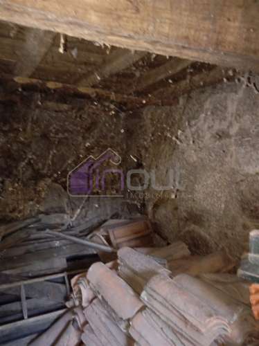 Encantadora Casa Centenária em Granito para Reconstruir – Aldeia de Casal da Serra, Serra da Gardunh