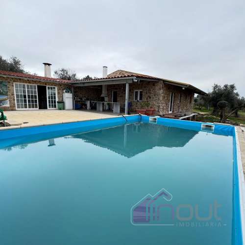 Moradia T3 com Piscina em Castelo Branco Imóvel  200.000€