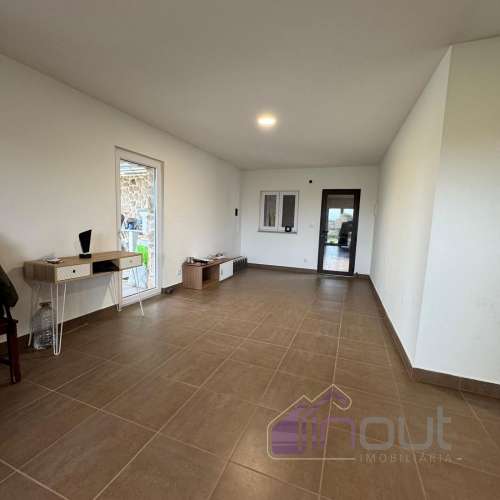 Moradia T3 com Piscina em Castelo Branco Imóvel  200.000€