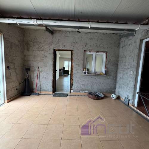 Moradia T3 com Piscina em Castelo Branco Imóvel  200.000€